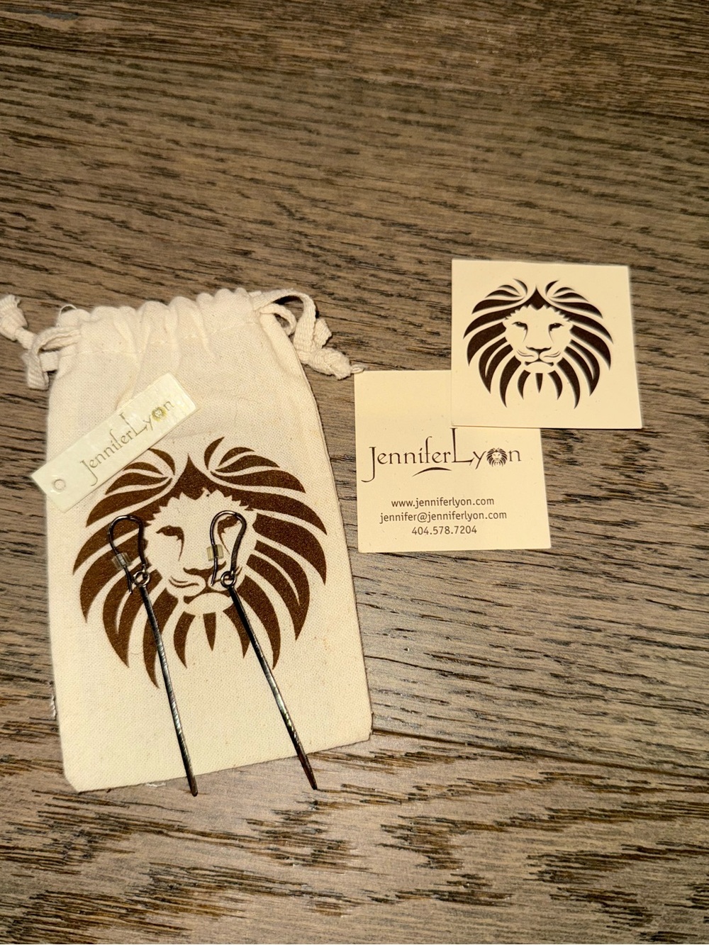 Like New Jennifer Lyon Sterling and diamond bar earrings - Picture 6 of 8